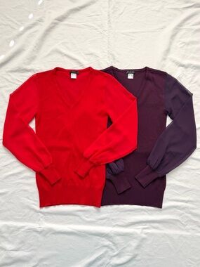 VENUS Bundle | 2 Sheer Sleeve Stretch Knit V-Neck Sweaters | Red & Purple | XS
